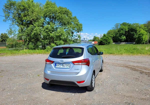 Hyundai ix20 cena 20900 przebieg: 220000, rok produkcji 2011 z Bieżuń małe 211